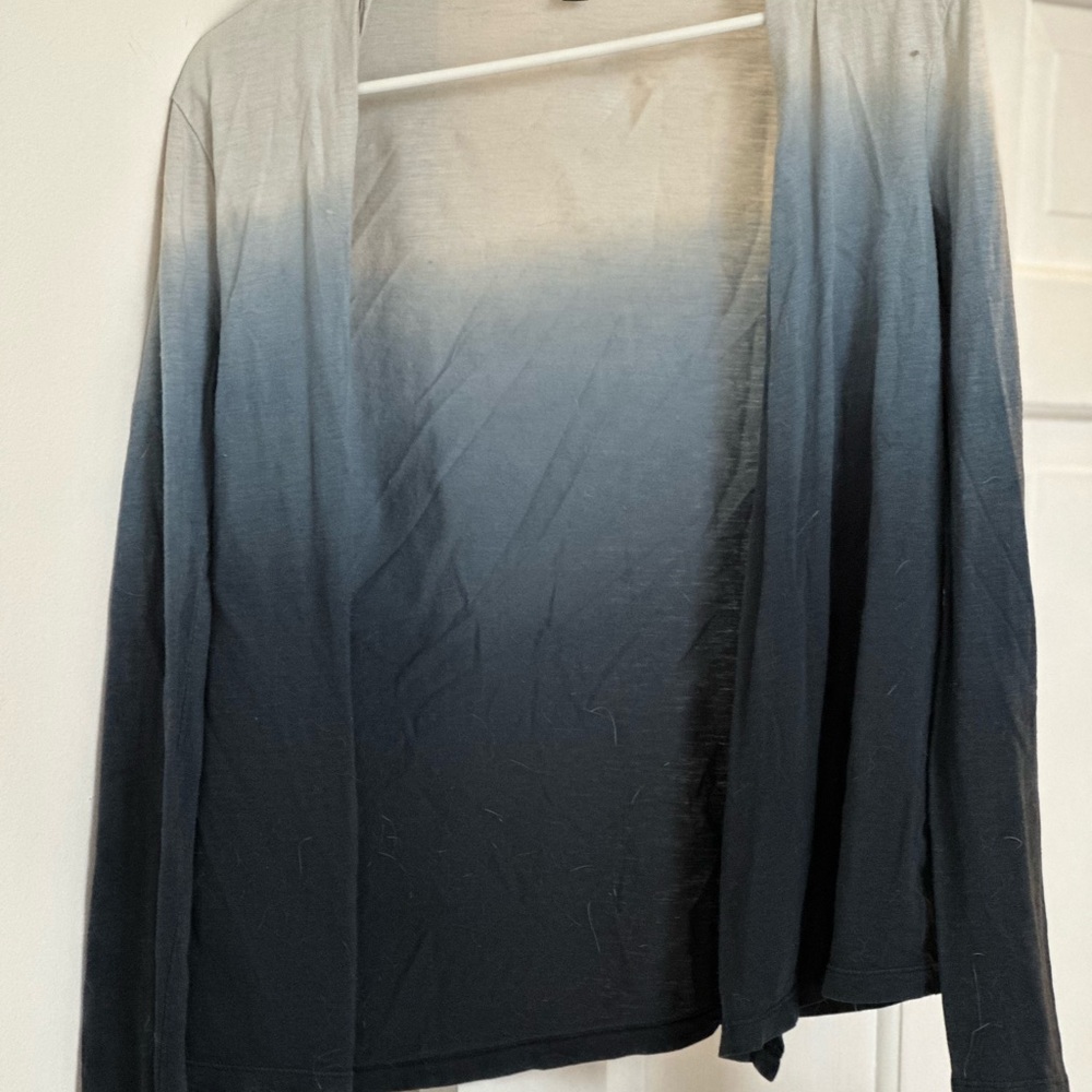 GAP gradient blue Knit Top
